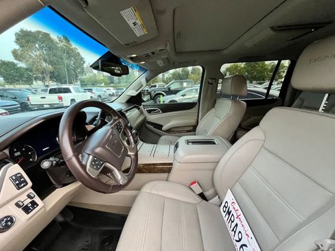 Used 2016 GMC Yukon XL Denali w/ Open Road Package image 5
