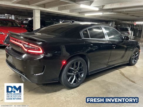 Used 2022 Dodge Charger R/T w/ Blacktop Package RWD image 5