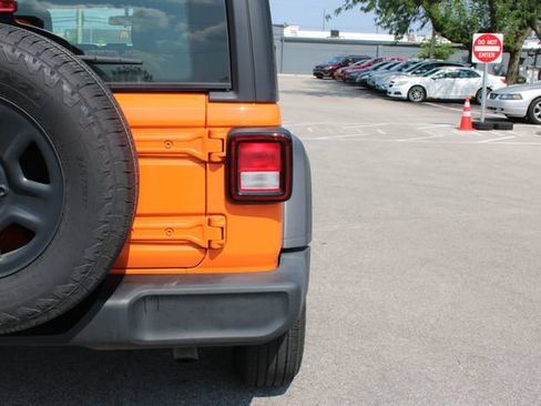 Used 2025 Jeep Wrangler Unlimited Sport AWD/4WD image 40