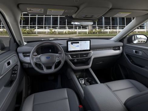 New 2026 Ford Explorer Active RWD image 9