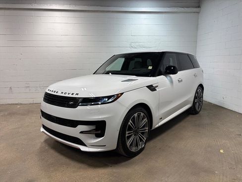 New 2026 Land Rover Range Rover Sport Dynamic SE AWD/4WD image 1
