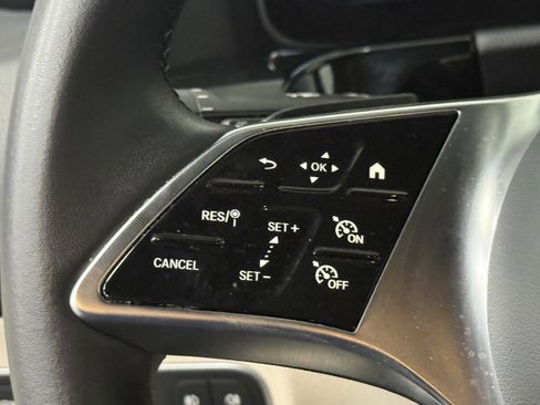 Used 2025 Mercedes-Benz GLA 250 image 24