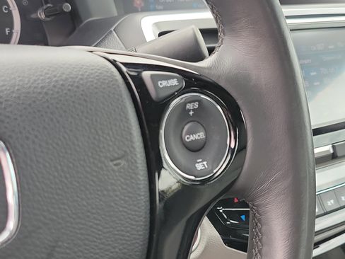 Used 2017 Honda Accord EX-L image 23