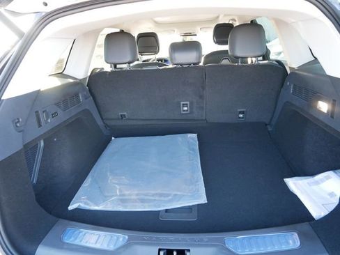 New 2026 Lincoln Nautilus Reserve AWD/4WD image 10