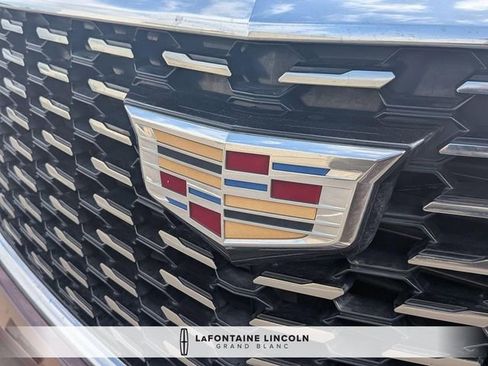 Used 2023 Cadillac XT5 Premium Luxury w/ LPO, Floor Liner Package AWD/4WD image 9