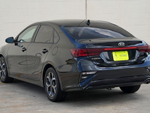 Used 2019 Kia Forte LXS FWD image 41