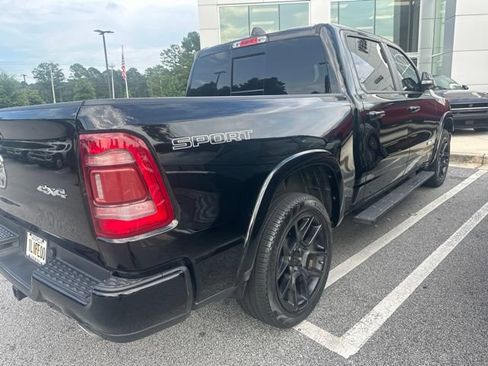 Used 2022 RAM 1500 Laramie AWD/4WD image 3