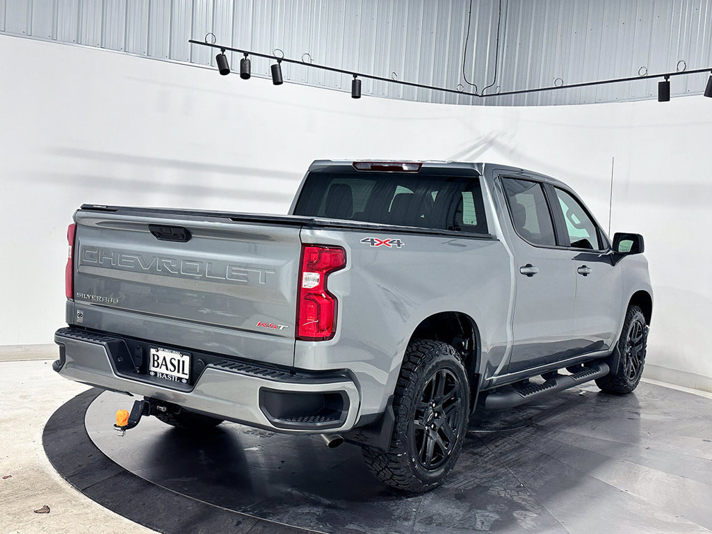Used 2026 Chevrolet Silverado 1500 RST w/ RST Select Package AWD/4WD image 11