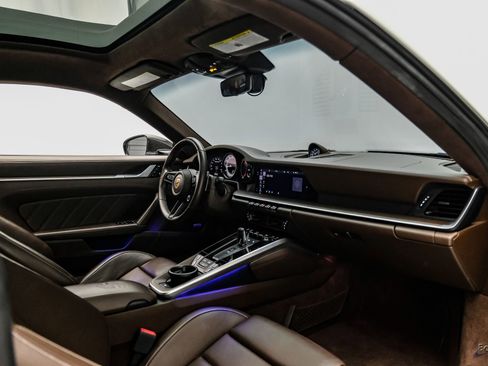 Used 2021 Porsche 911 Turbo S image 51