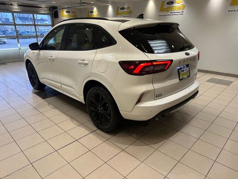 Used 2023 Ford Escape ST-Line Elite image 23