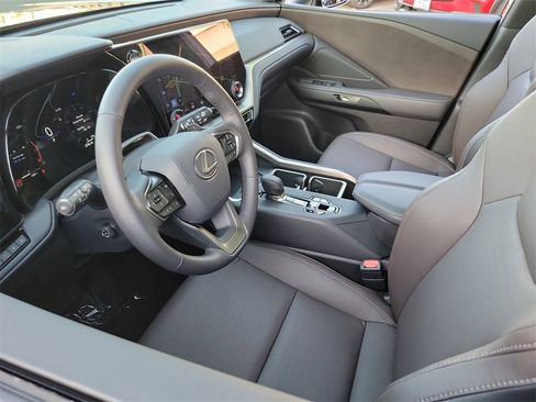 Used 2026 Lexus TX 350 AWD image 3