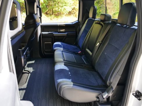 Used 2019 Ford F150 Raptor w/ Equipment Group 802A Luxury image 34