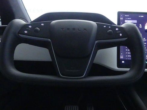 Used 2023 Tesla Model X AWD/4WD image 20