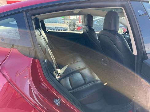 Used 2022 Tesla Model 3 RWD image 9