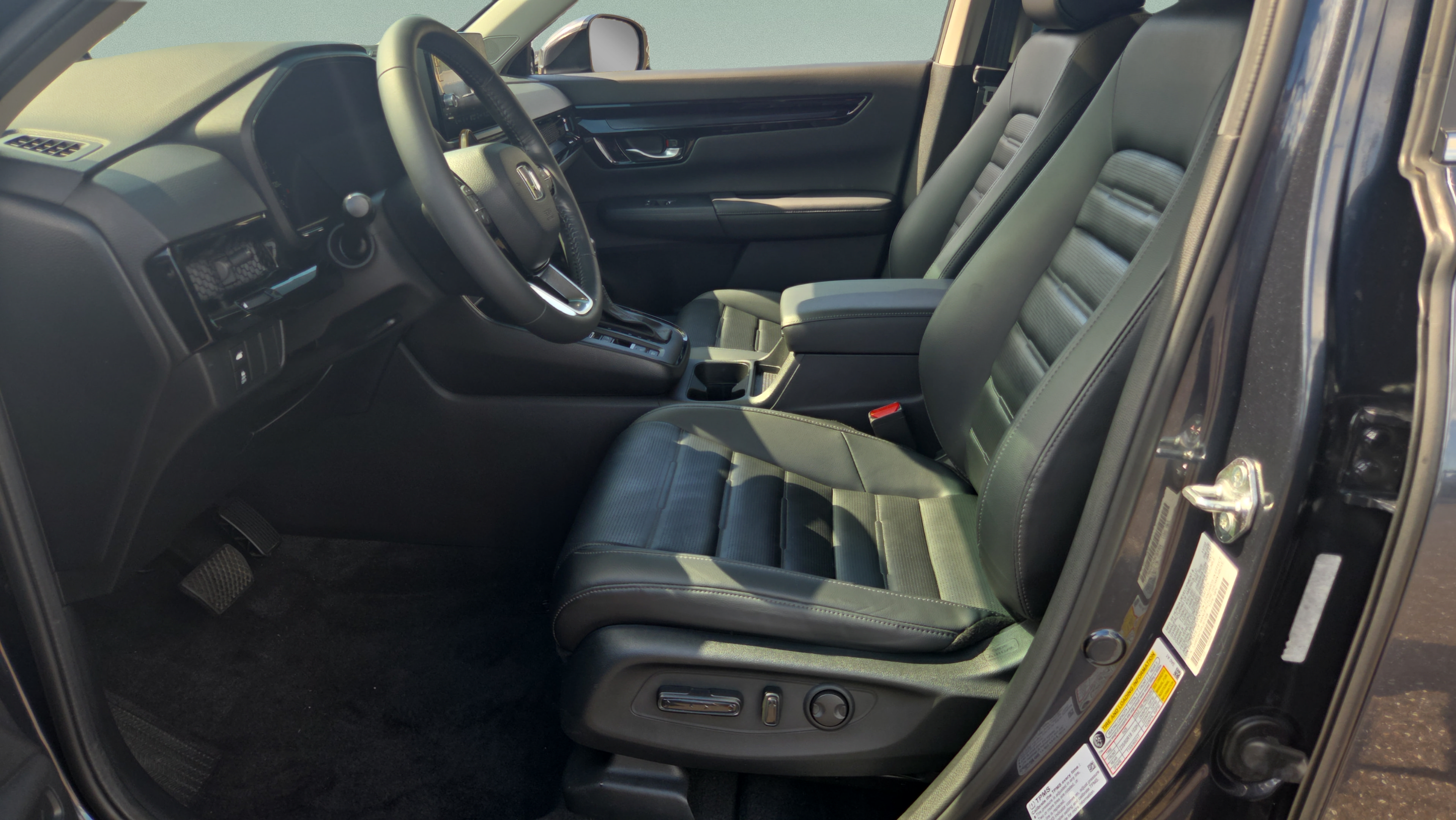Certified 2023 Honda CR-V EX-L image 6