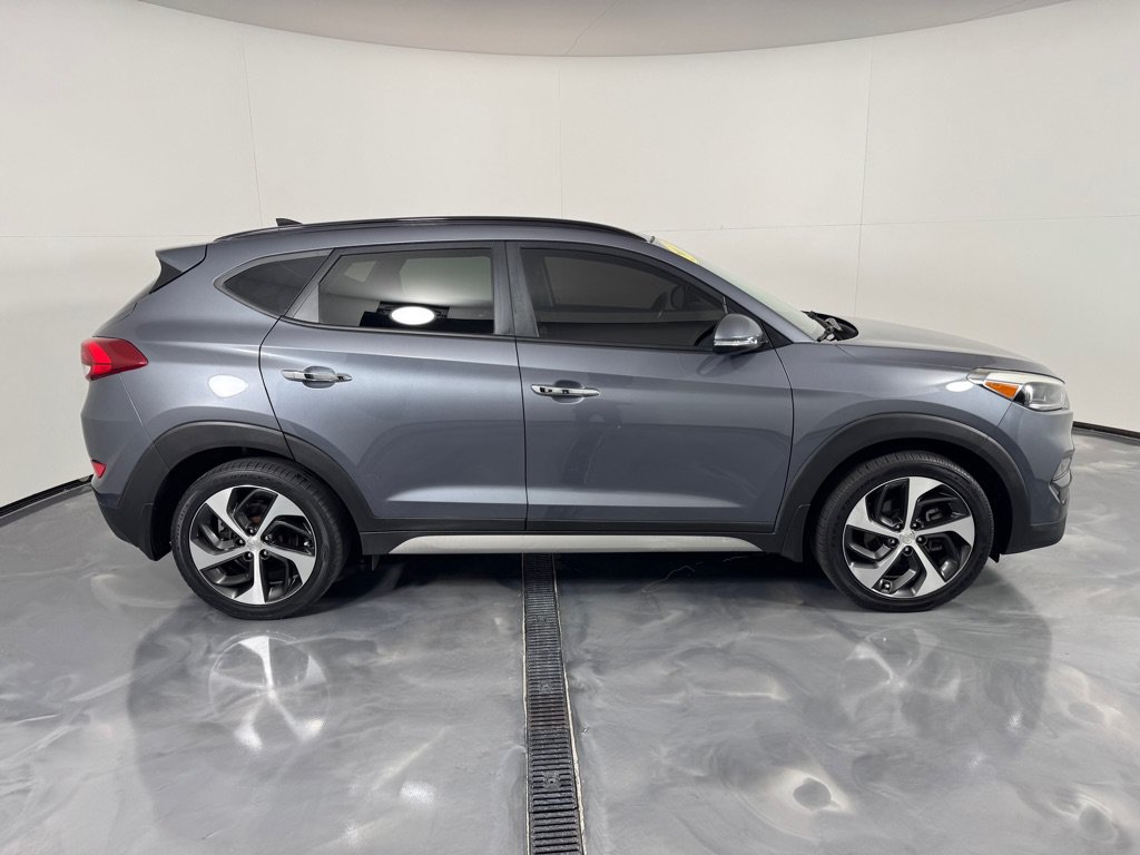 Used 2017 Hyundai Tucson Limited w/ Limited Ultimate Package 03 AWD/4WD image 4