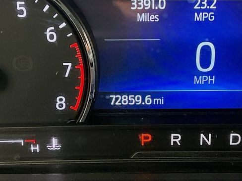 Used 2022 Ford Explorer XLT w/ Equipment Group 202A AWD/4WD image 15