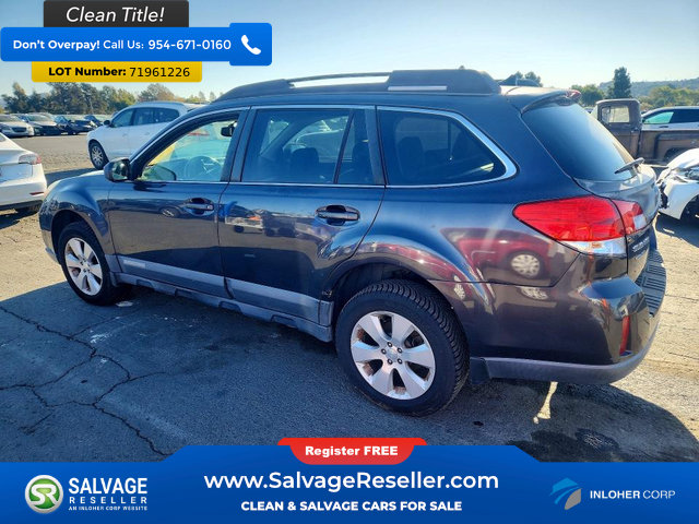 Used 2011 Subaru Outback 2.5i Limited AWD/4WD image 3
