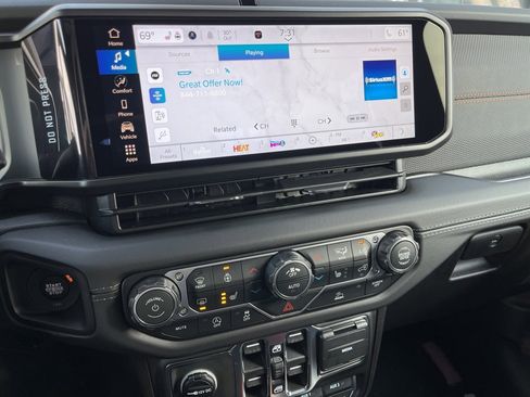 New 2026 Jeep Gladiator Mojave image 36