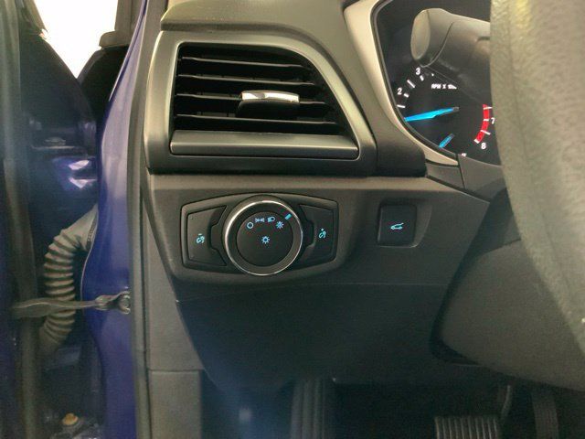 Used 2015 Ford Fusion SE FWD image 23