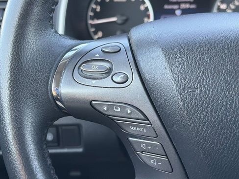 Used 2023 Nissan Murano SV image 22