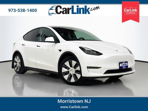 Used 2022 Tesla Model Y Long Range image 1