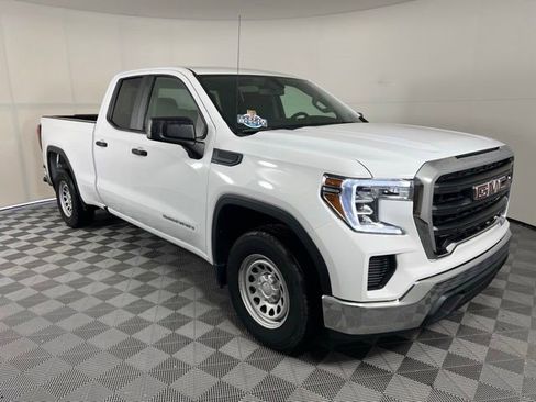 Certified 2022 GMC Sierra 1500 Pro w/ Convenience Package RWD image 1