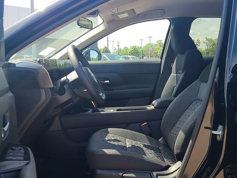 New 2026 Nissan Kicks SV w/ Cold Weather Package AWD/4WD image 11