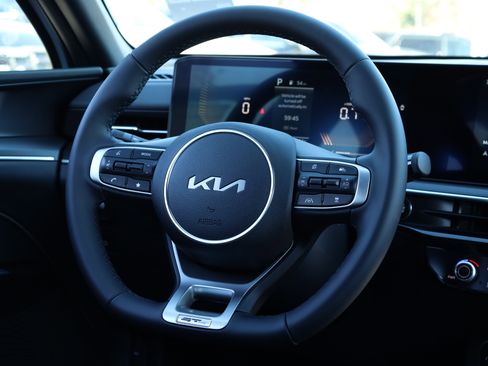 New 2026 Kia K5 GT-Line image 9