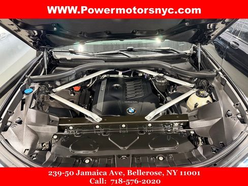 Used 2021 BMW X7 xDrive40i w/ Premium Package AWD/4WD image 21
