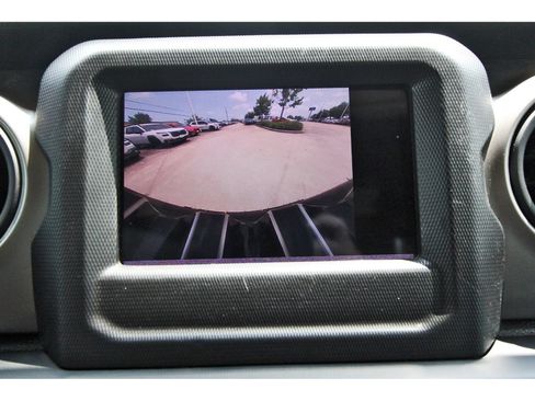 Used 2021 Jeep Wrangler Unlimited Sport AWD/4WD image 23