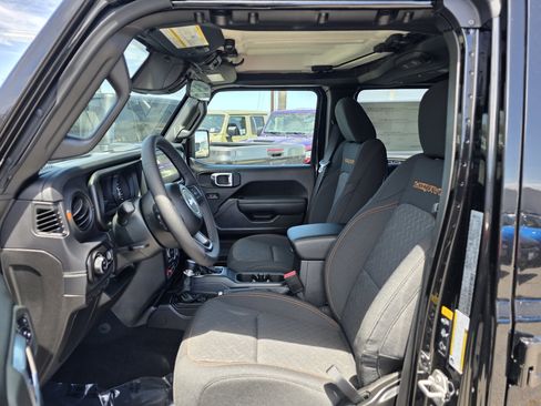 New 2026 Jeep Gladiator Mojave AWD/4WD image 12