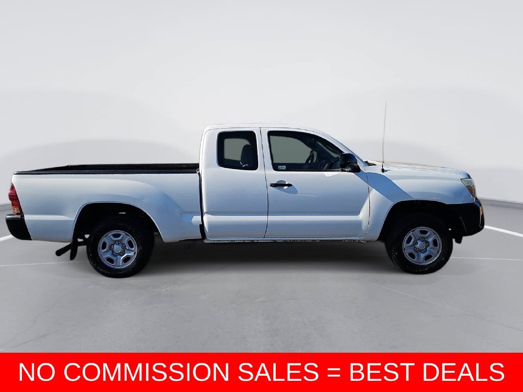 Used 2015 Toyota Tacoma 2WD Access Cab image 2