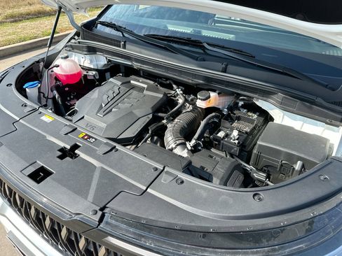 Used 2025 Kia Carnival image 26