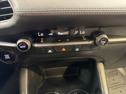 Used 2023 MAZDA MAZDA3 s image 20
