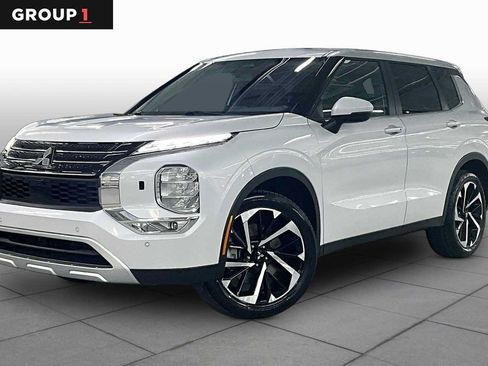 Used 2024 Mitsubishi Outlander SE AWD/4WD image 1