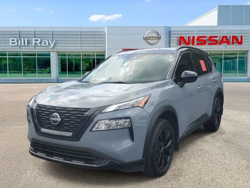 Used 2023 Nissan Rogue SV w/ SV Premium B Package AWD/4WD image 2