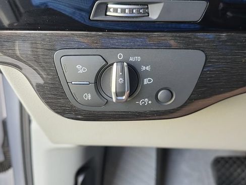 Used 2019 Audi Q7 3.0T Premium Plus w/ Premium Plus Package AWD/4WD image 32