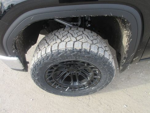 New 2026 GMC Sierra 1500 SLT w/ SLT Convenience Package image 12