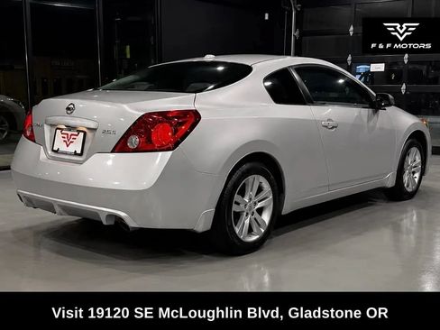 Used 2013 Nissan Altima 2.5 S w/ Premium Pkg FWD image 4