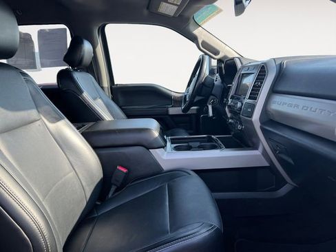 Used 2017 Ford F250 Lariat w/ Chrome Package AWD/4WD image 15