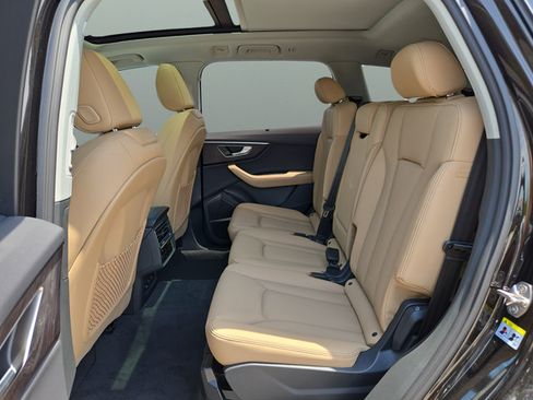 New 2026 Audi Q7 3.0T Premium Plus AWD/4WD image 12