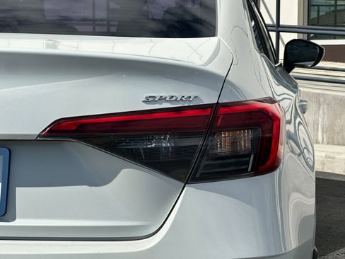 Used 2022 Honda Civic Sport image 25