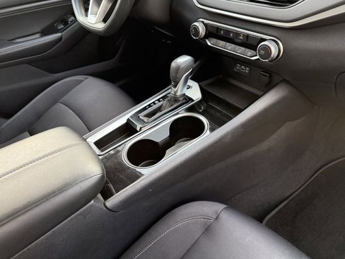 Used 2021 Nissan Altima 2.5 SV image 34