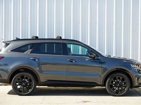 Used 2021 Kia Sorento SX image 51