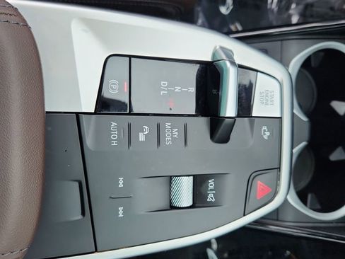 Used 2024 BMW X1 xDrive28i w/ Premium Package image 16