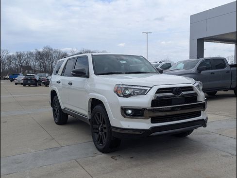 Used 2021 Toyota 4Runner Nightshade image 5