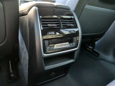 Used 2023 BMW X5 xDrive40i AWD/4WD image 34