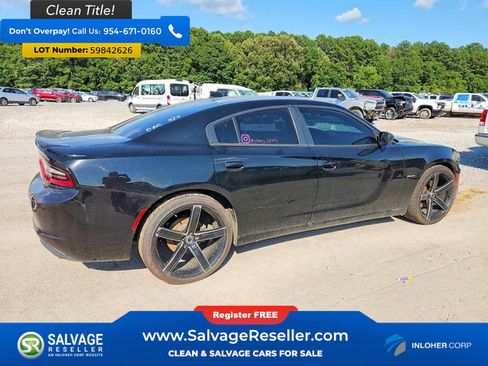 Used 2015 Dodge Charger R/T RWD image 4