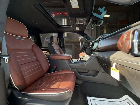 New 2026 GMC Sierra 2500 Denali Ultimate AWD/4WD image 15